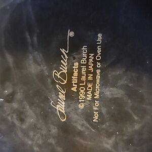 1990 Laura Burch artifacts  mug